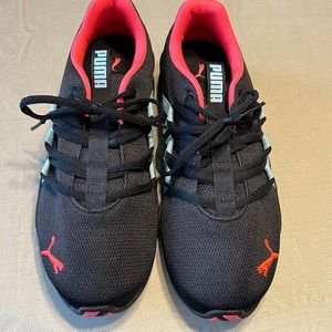 Puma Soft Foam Black, Blue and Pink Sneakers Size 9.5